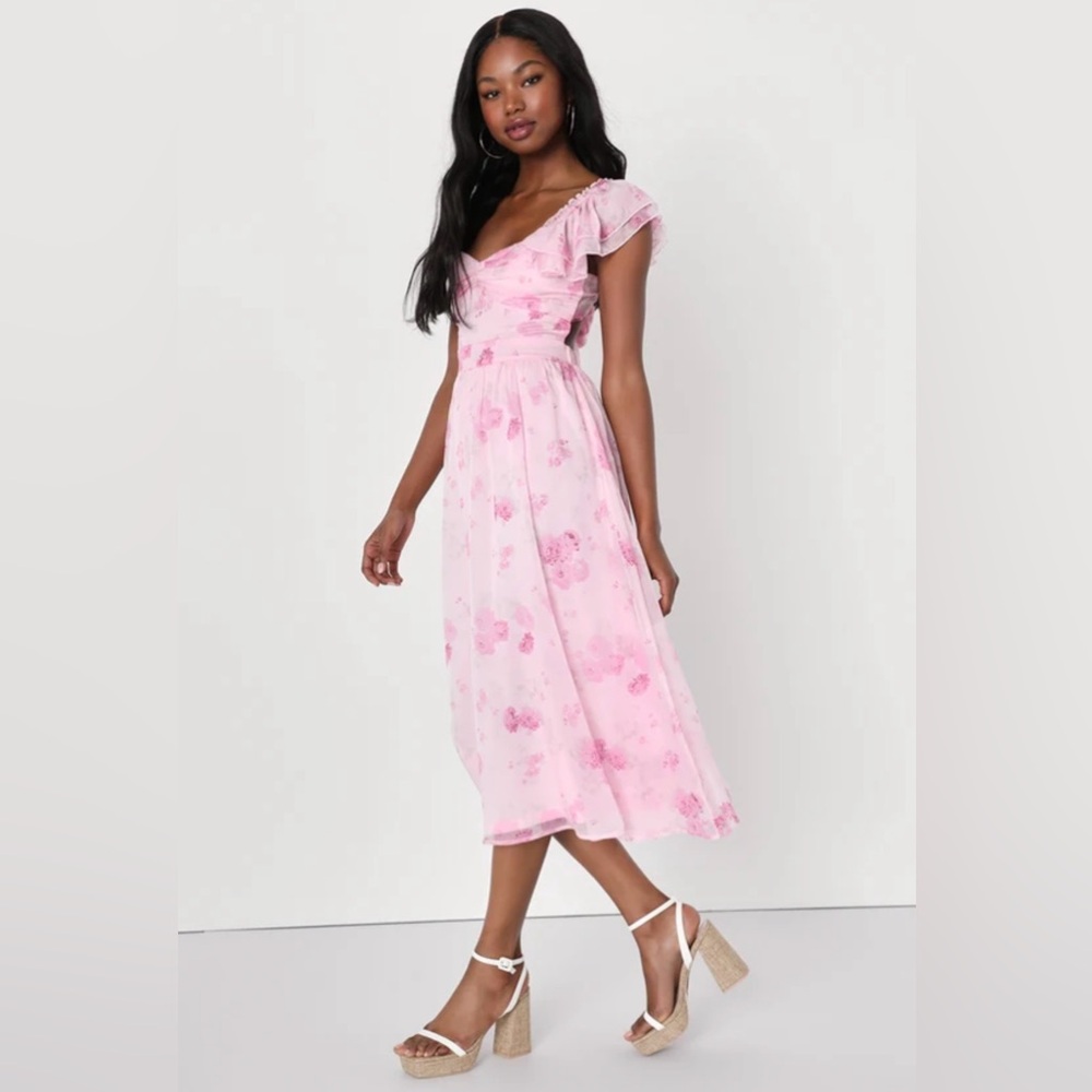 Light Pink Floral Ruffled Tie-Back Midi Dress
Lulu’s
Work Once